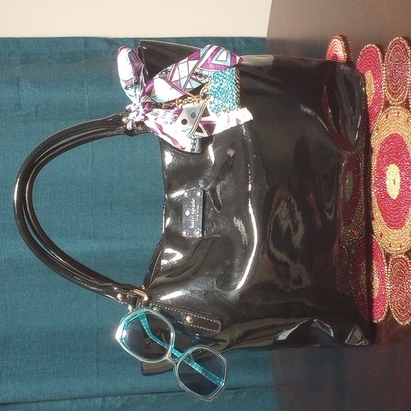 kate spade Accessories - Kate Spade Tote And Sunglasses